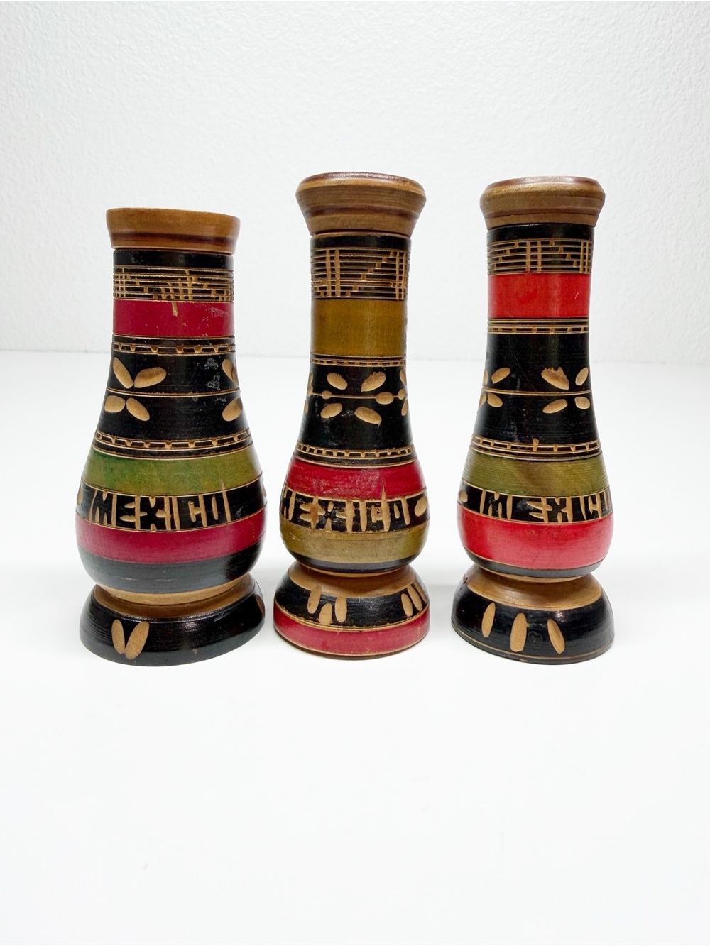 Vintage Mexico Wood Carved Hand Painted Shaker Set
